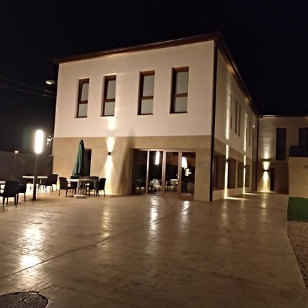 Hotel Entrerailes Casalarreina Luaran gambar