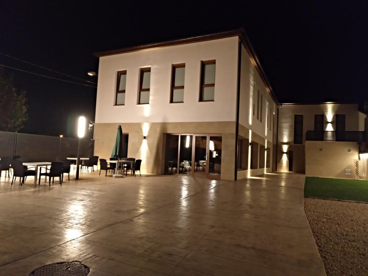 Hotel Entrerailes Casalarreina Luaran gambar