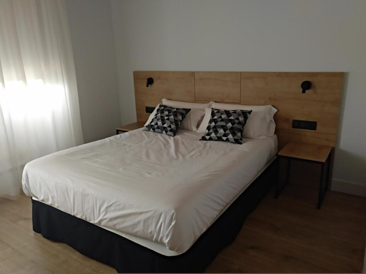 Hotel Entrerailes Casalarreina Luaran gambar
